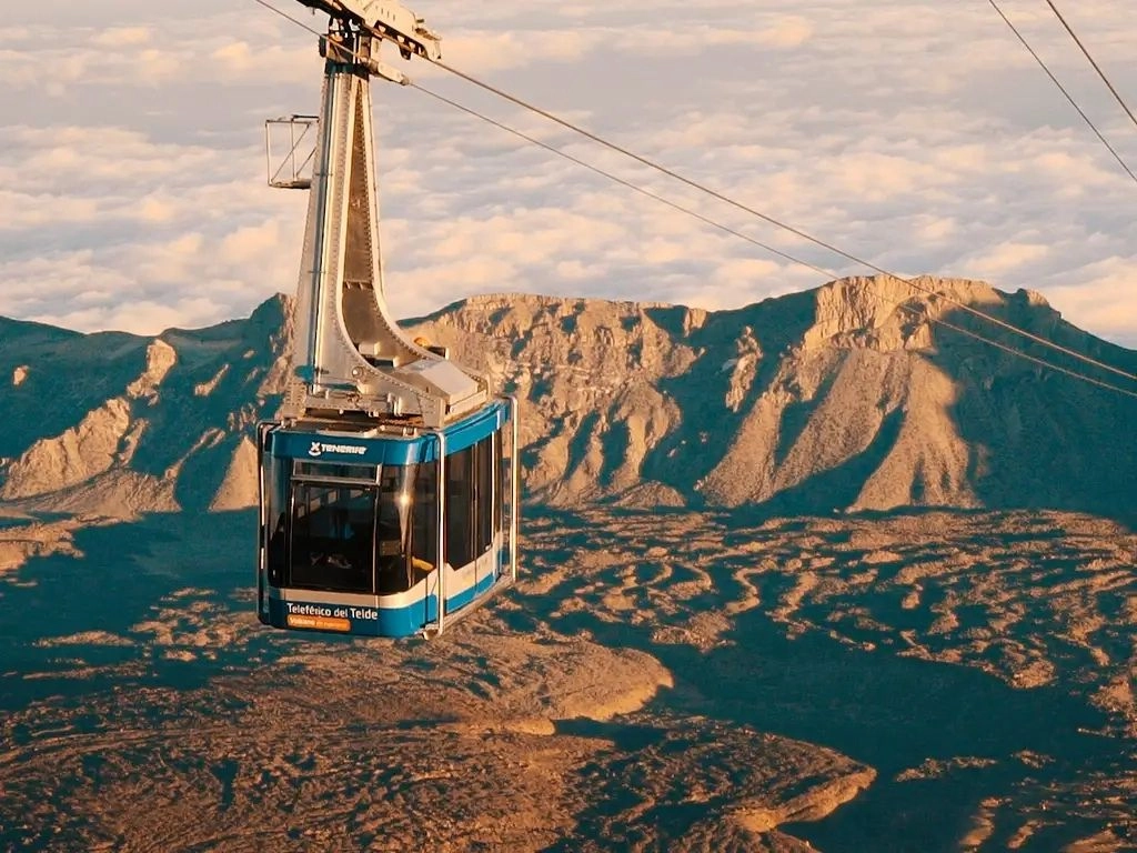 Teleferic și observator