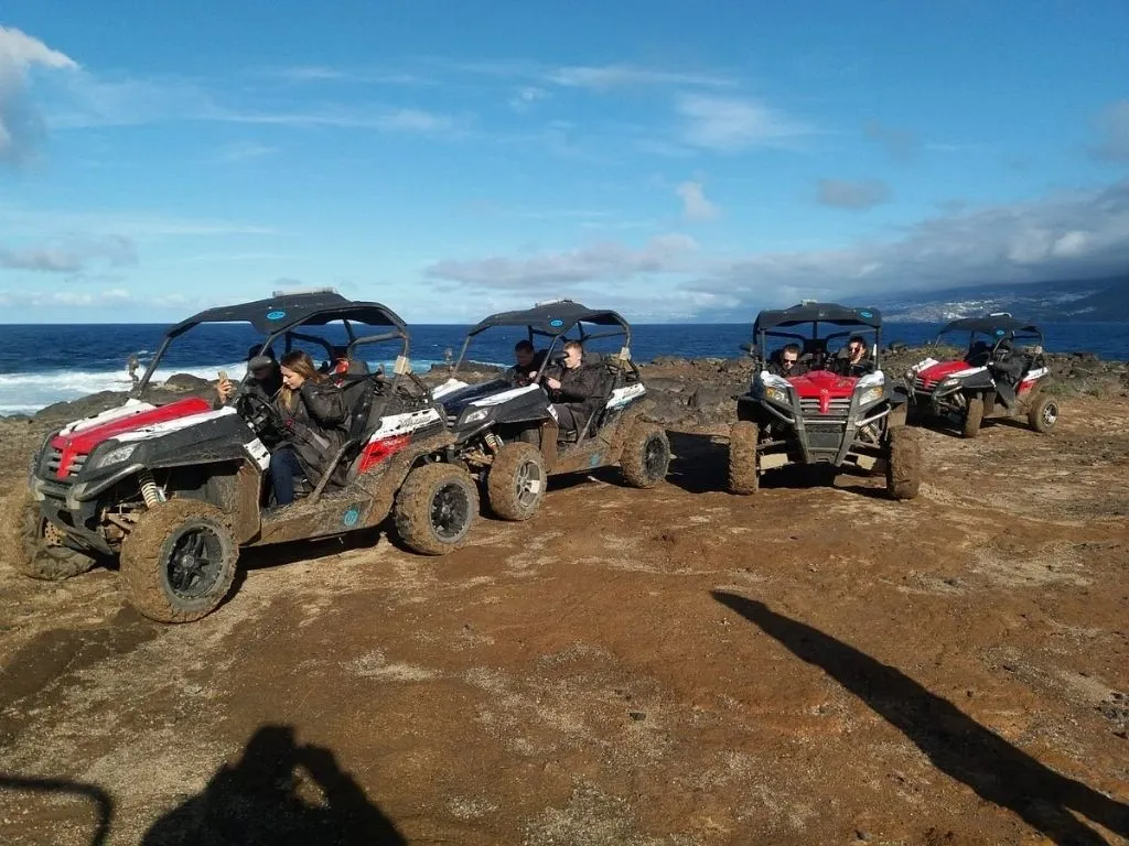 Quad Gigantes