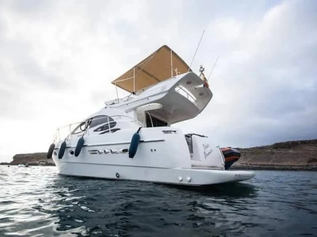 Poker Yacht Charter